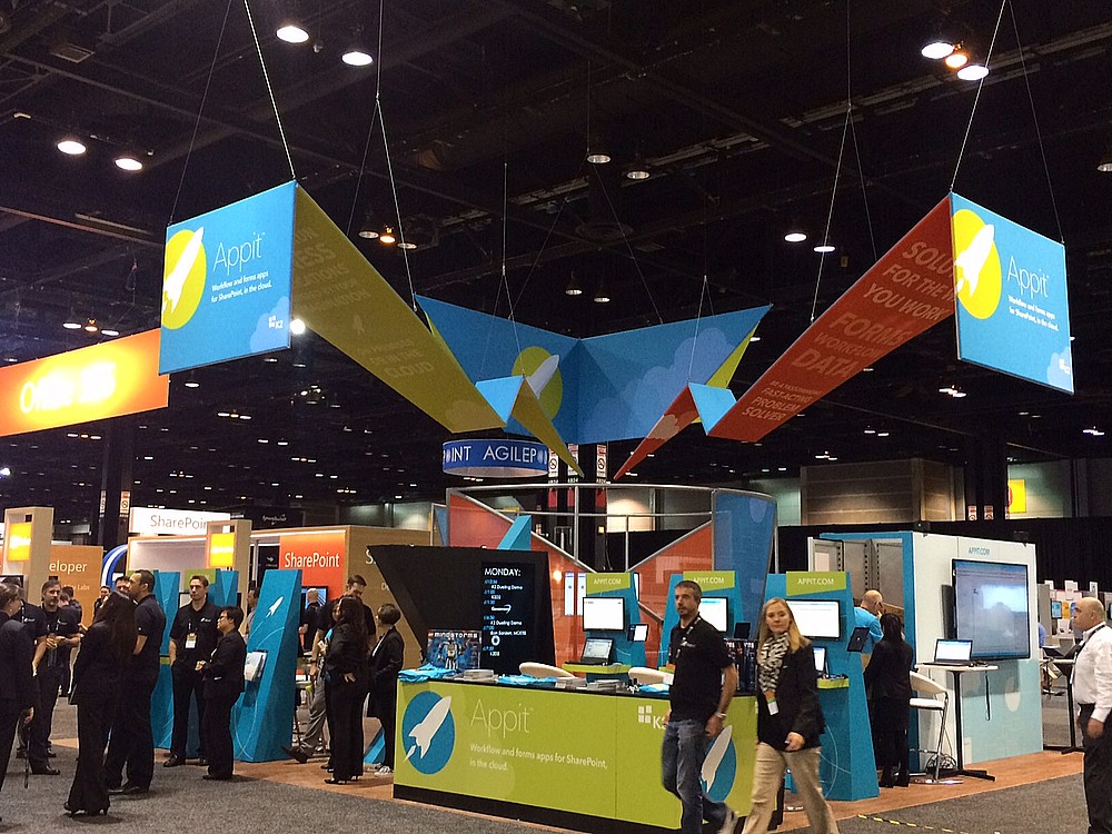 Exhibition event hanging display