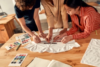 Advantages of Branded Clothing for Your Business