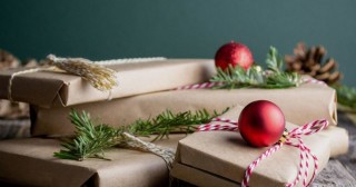 Marketing Product Ideas To Giveaway During The Holidays